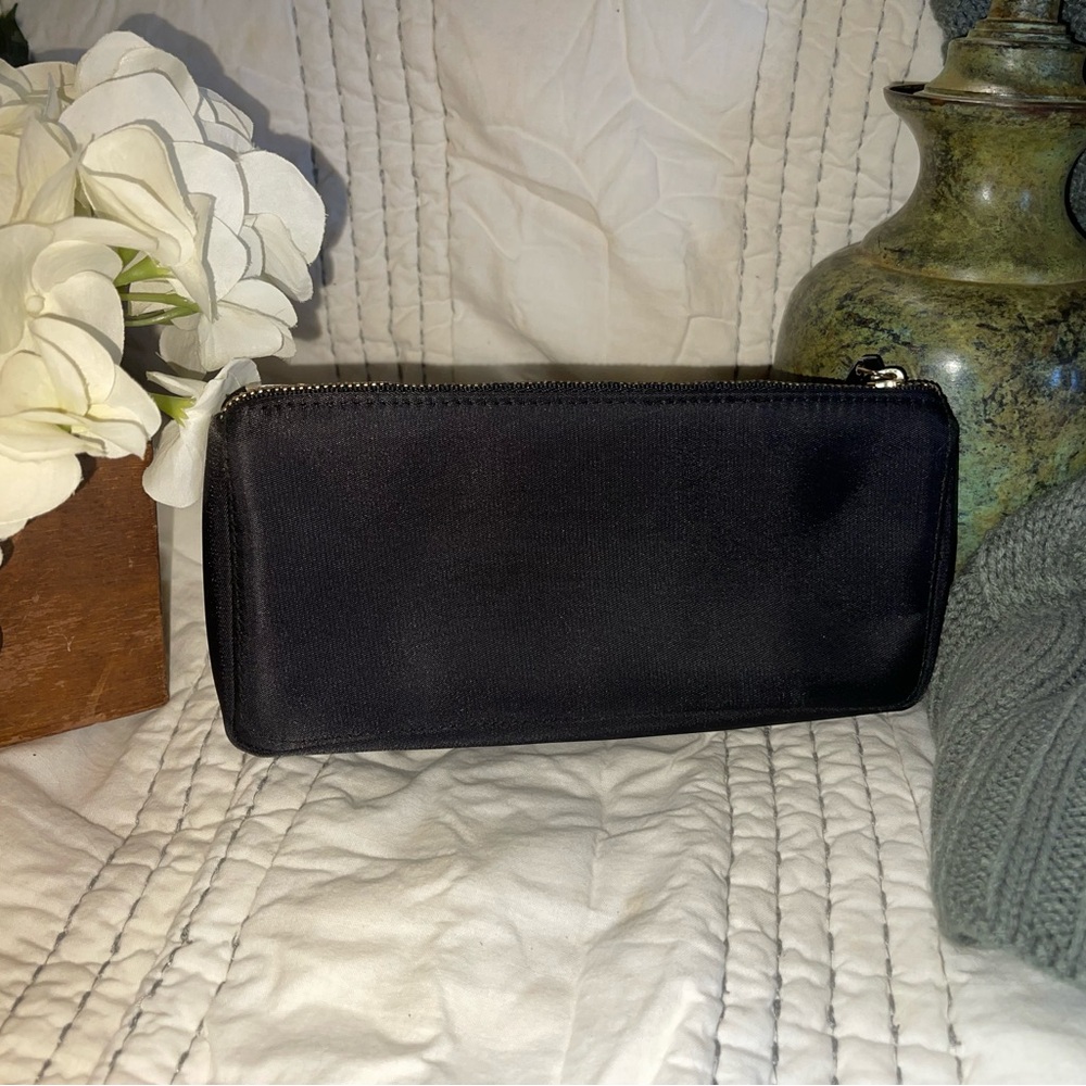 MAC COSMETIC POUCH - Picture 3 of 5